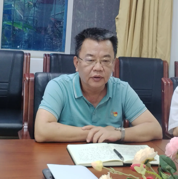 学校党委常委、统战部部长黄忆军到继续教育学院调研指导党建工作